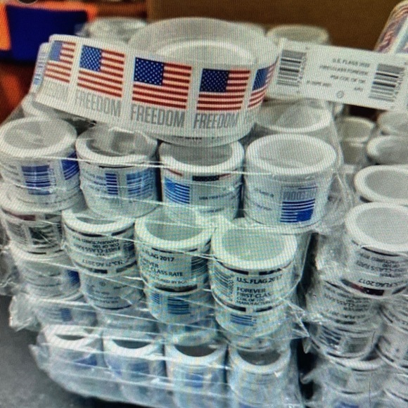 1000 forever stamps of 2022 Flag Postage